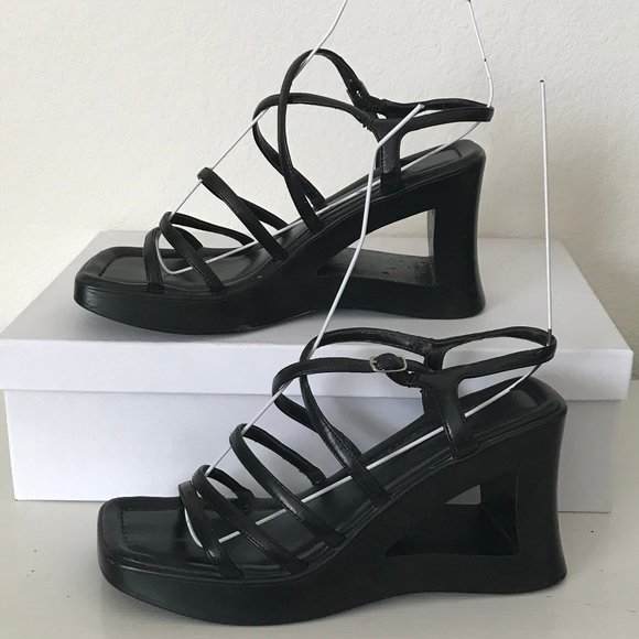 mudd platform sandals